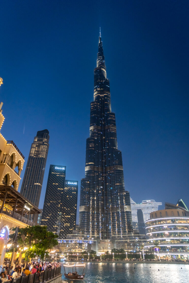 Downtown Dubai am Abend